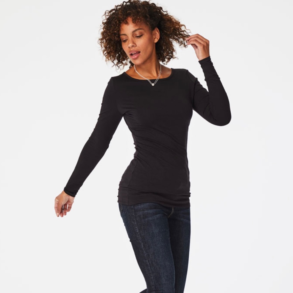 Womens Long-Sleeved Tee - Onyx - Size Medium